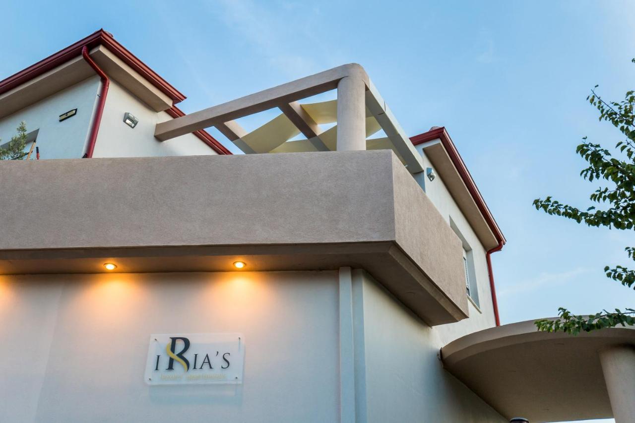 Iria'S Luxury Apartments ลิเมนาเรีย ภายนอก รูปภาพ